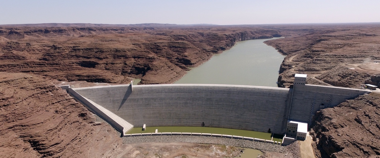 Construcción de la presa más grande de Namibia